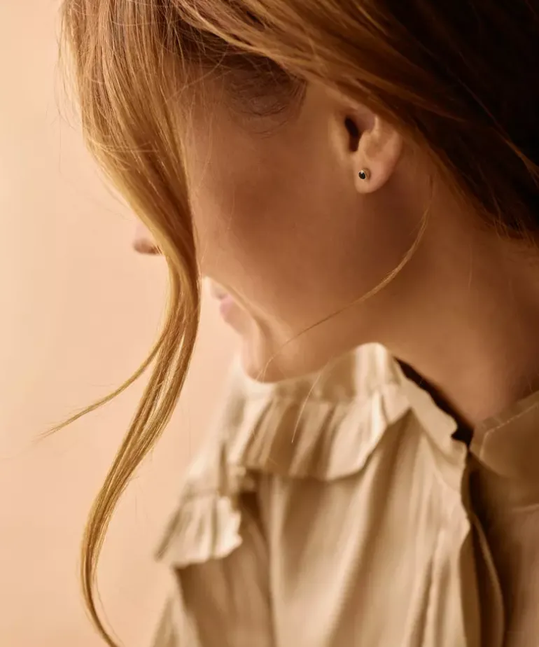 Bezel Øreringe 4 mm